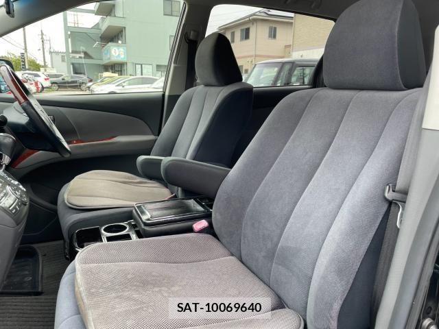 Toyota ESTIMA 2010-09 8853906-3