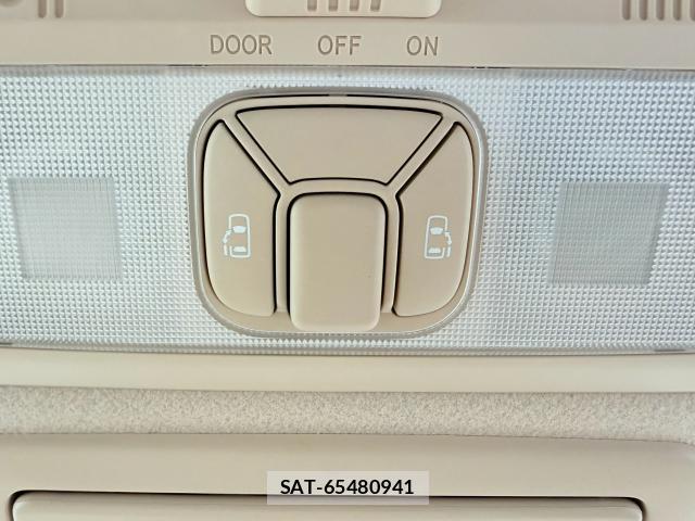 Toyota ESTIMA 2013-03 8856550-6