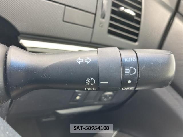 Toyota ESTIMA 2015-10 8857037-15