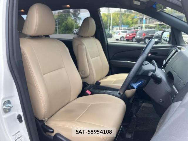 Toyota ESTIMA 2015-10 8857037-3