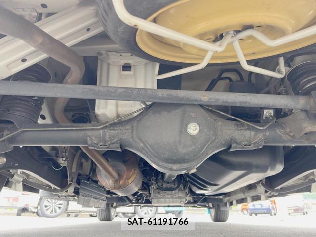 Suzuki EVERY WAGON 2015-02 8812542-17