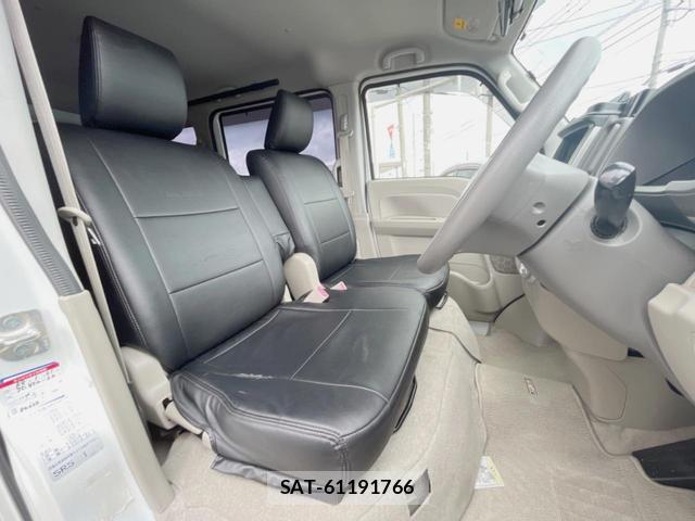 Suzuki EVERY WAGON 2015-02 8812542-7