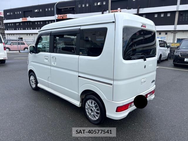 Suzuki EVERY WAGON 2022-04 8854830-8