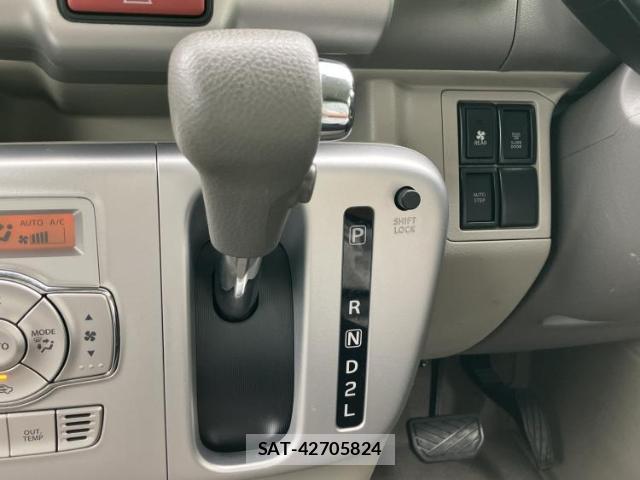 Suzuki EVERY WAGON 2021-01 8856897-17