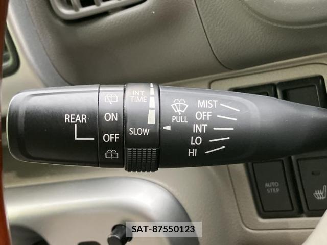 Suzuki EVERY WAGON 2019-10 8856953-14