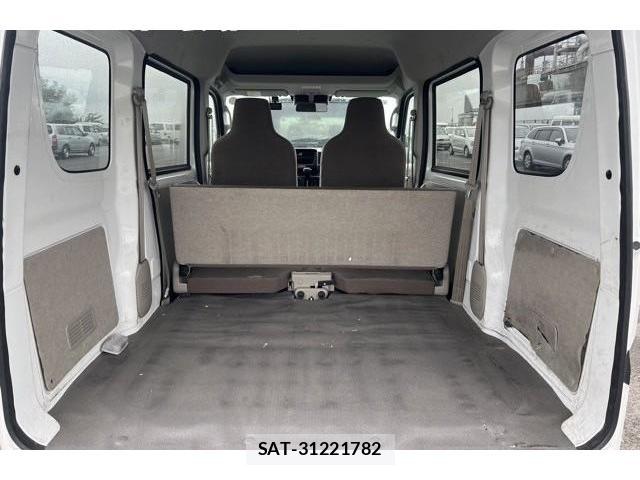 Suzuki EVERY 2022-09 8854384-5