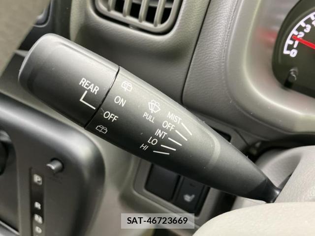 Suzuki EVERY 2025-12 8854597-11
