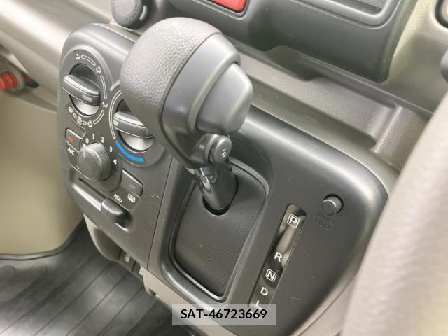 Suzuki EVERY 2025-12 8854597-12