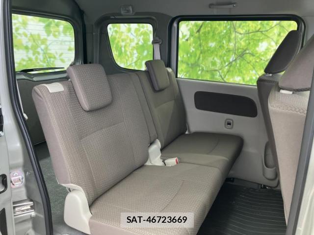 Suzuki EVERY 2025-12 8854597-4