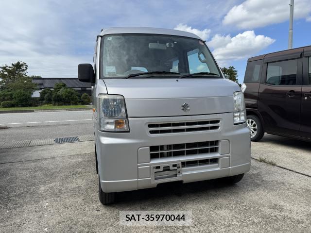 Suzuki EVERY 2013-03 8854727-1