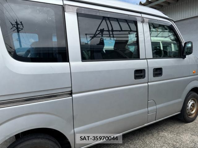 Suzuki EVERY 2013-03 8854727-4
