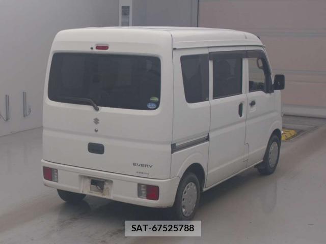 Suzuki EVERY 2018-07 8855439-2