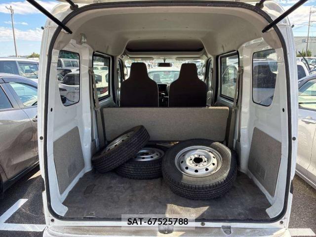 Suzuki EVERY 2018-07 8855439-6