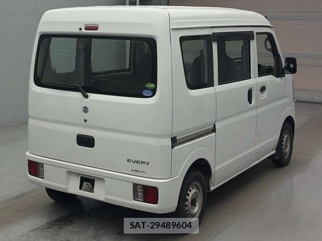 Suzuki EVERY 2018-11 8855440-2