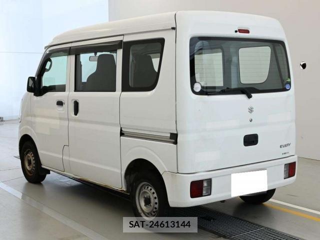 Suzuki EVERY 2020-07 8855891-3