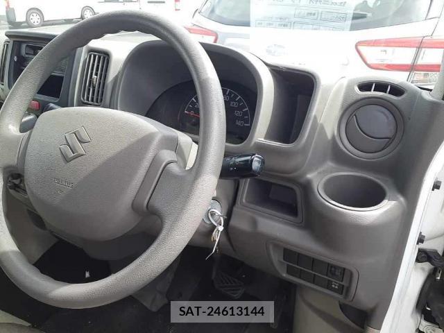 Suzuki EVERY 2020-07 8855891-4