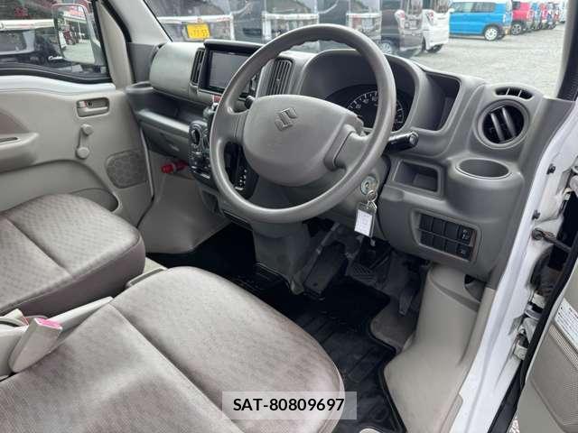 Suzuki EVERY 2016-09 8855895-1