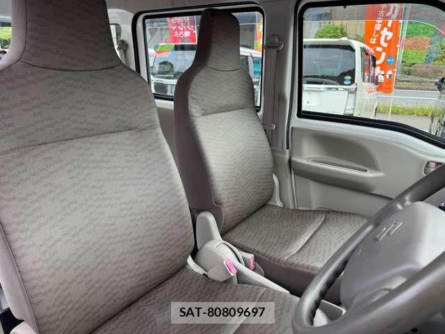 Suzuki EVERY 2016-09 8855895-2