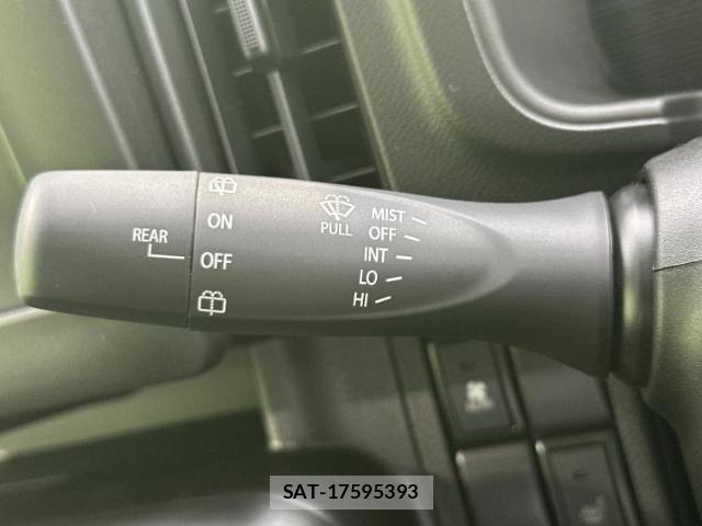 Suzuki EVERY 2026-06 8856845-11
