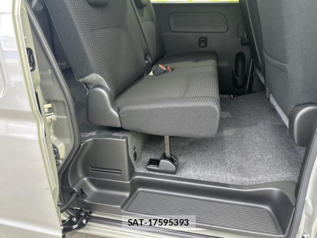 Suzuki EVERY 2026-06 8856845-4