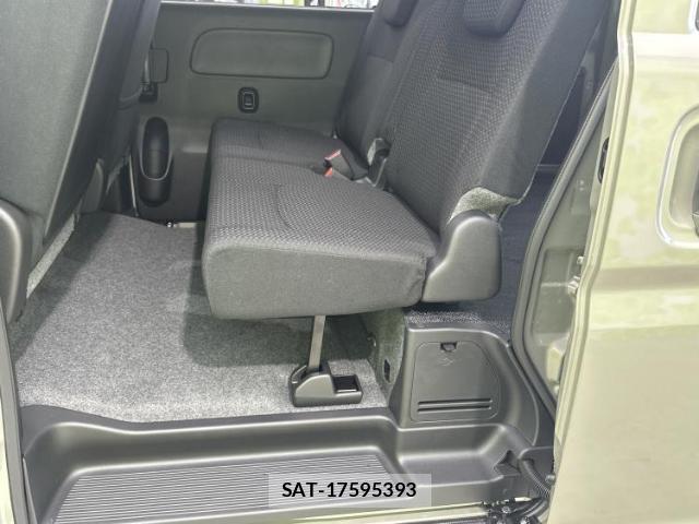 Suzuki EVERY 2026-06 8856845-6