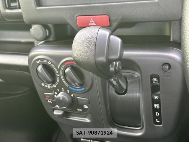 Suzuki EVERY 2026-07 8856847-12