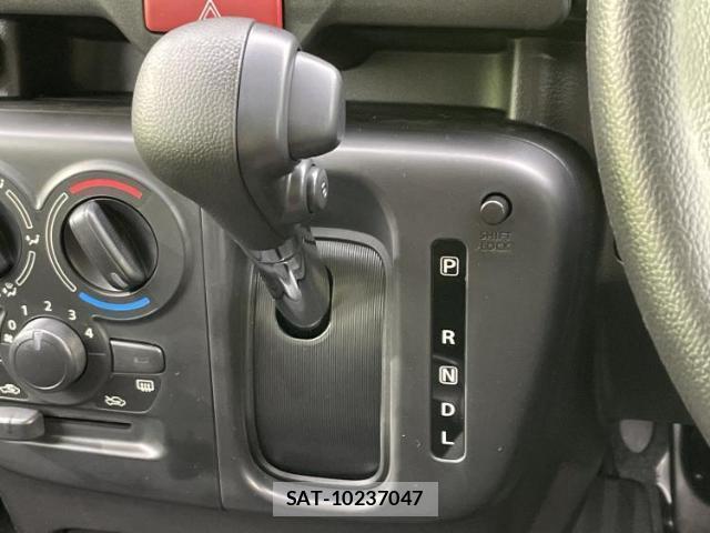 Suzuki EVERY 2026-07 8857076-12