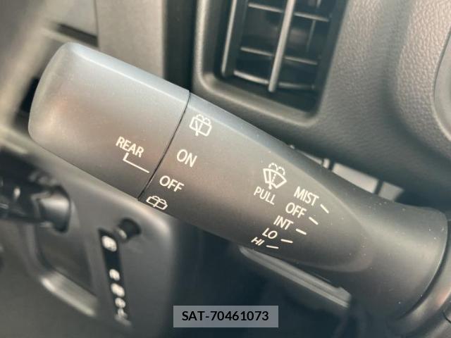 Suzuki EVERY 2026-07 8857112-11