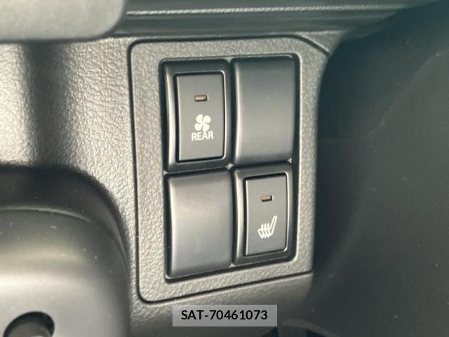 Suzuki EVERY 2026-07 8857112-13