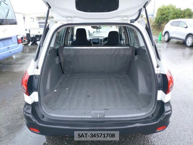 Mazda FAMILIA VAN 2018-08 8854099-5