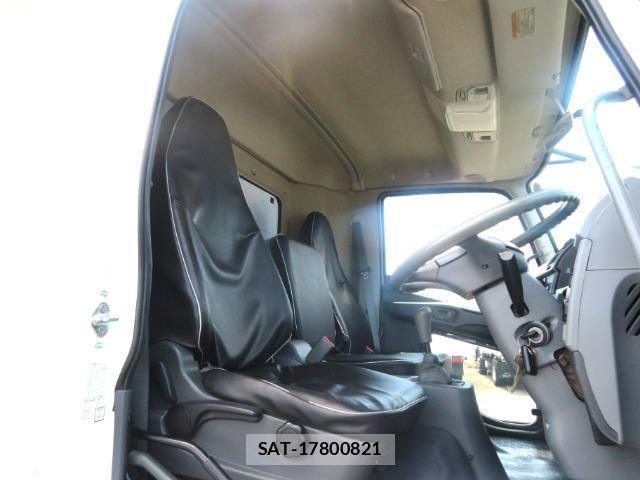 MITSUBISHI FUSO Fighter 2013-03 8854594-15