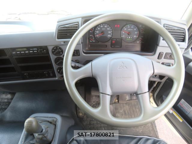 MITSUBISHI FUSO Fighter 2013-03 8854594-16