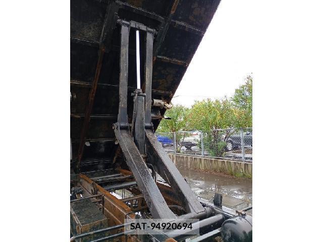 MITSUBISHI FUSO Fighter 2004-06 8856481-17