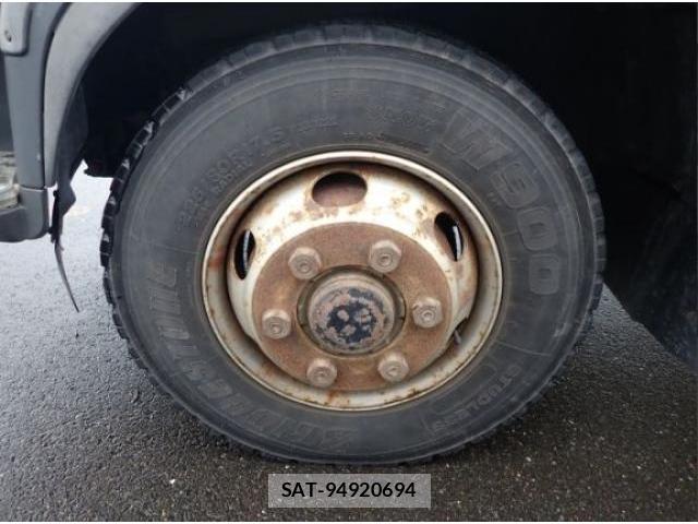 MITSUBISHI FUSO Fighter 2004-06 8856481-18