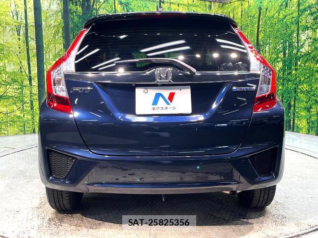 Honda FIT HYBRID 2016-01 8854573-14