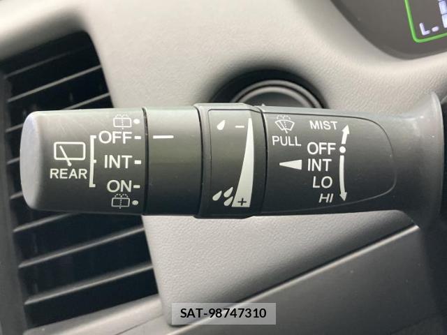 Honda FIT HYBRID 2024-02 8856886-15