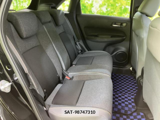 Honda FIT HYBRID 2024-02 8856886-5