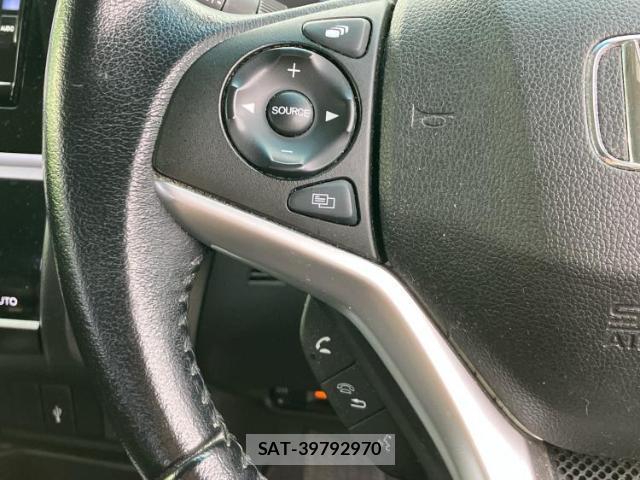 Honda FIT HYBRID 2019-09 8856903-13
