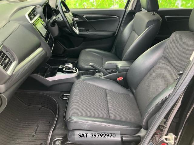 Honda FIT HYBRID 2019-09 8856903-5
