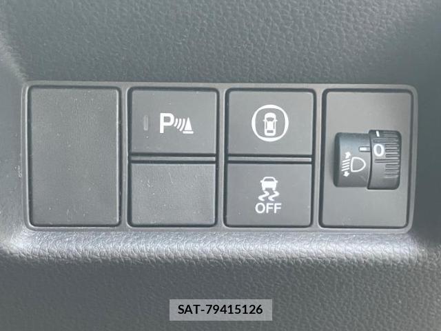 Honda FIT HYBRID 2020-08 8857082-14