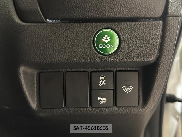 Honda FIT HYBRID 2013-10 8857132-10