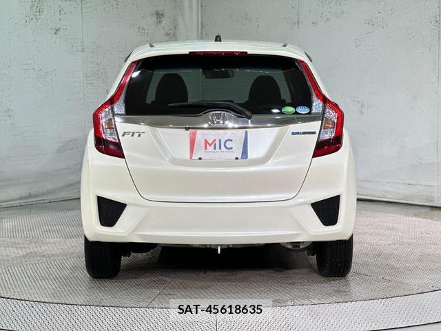 Honda FIT HYBRID 2013-10 8857132-15