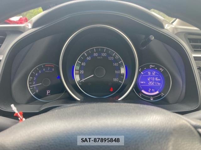 Honda FIT 2014-09 8853918-14