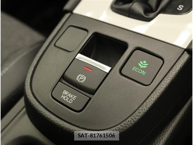 Honda FIT 2025-09 8853942-13