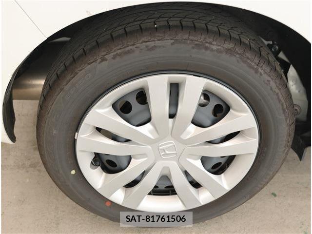 Honda FIT 2025-09 8853942-8