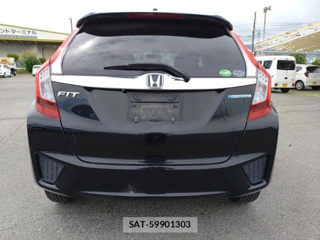 Honda FIT 2014-08 8854179-1
