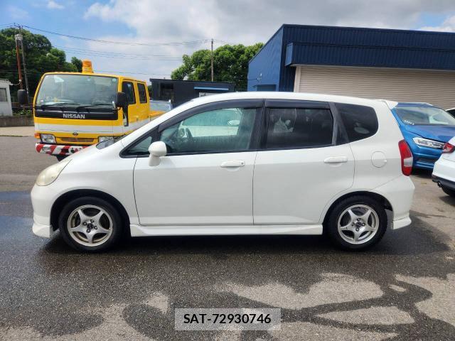 Honda FIT 2001-07 8854431-10