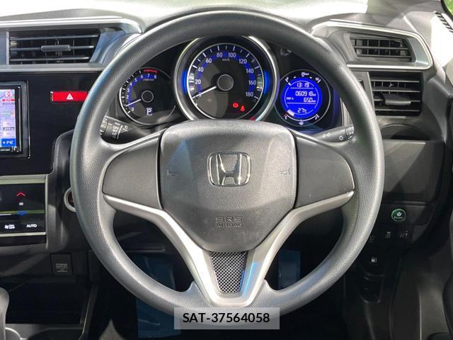 Honda FIT 2015-11 8854438-10