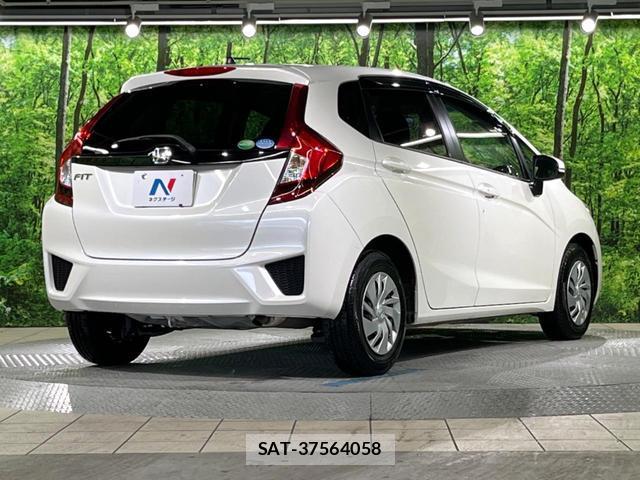 Honda FIT 2015-11 8854438-16