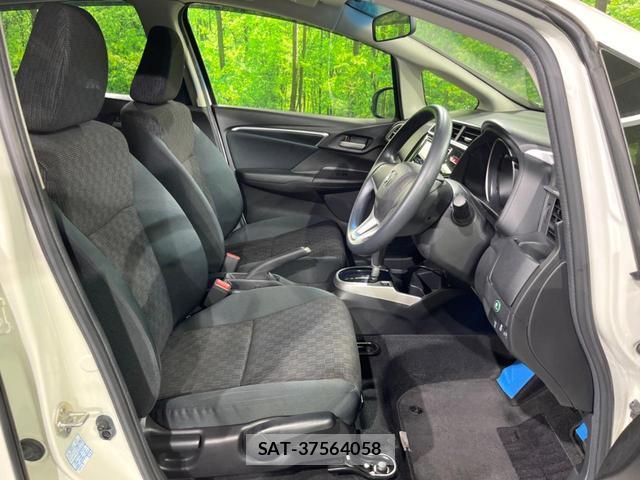 Honda FIT 2015-11 8854438-7